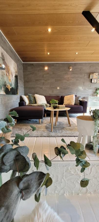 Holiday home Sea-renity 23 Met Sauna En Jacuzzi *